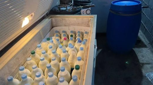 الحوز ..مداهمة مستودع و  حجز 200 لتر من الحليب ومشتقاته غير الصالحة للاستهلاك