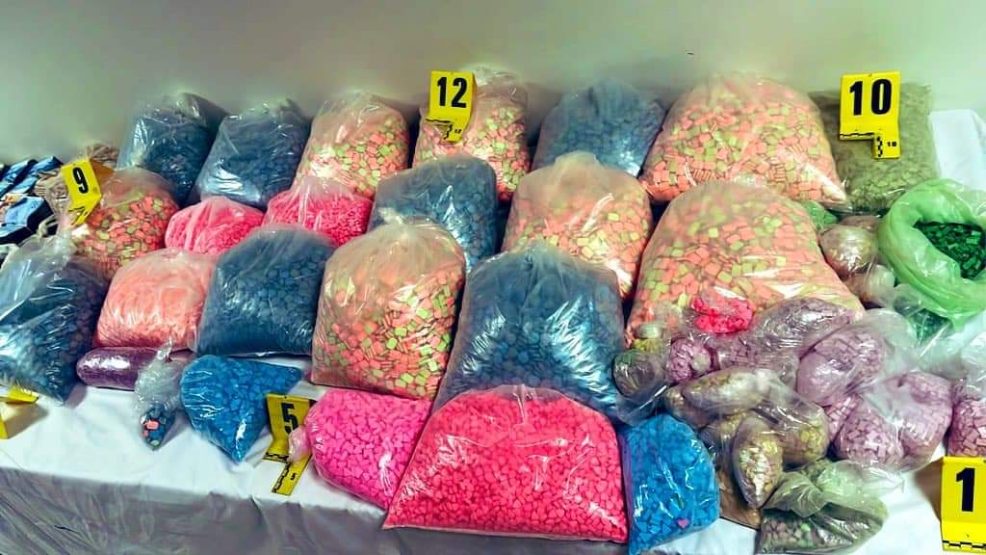 امن طنحة يجهض عملية ترويج شحنة كبيرة من المؤثرات العقلية وحجز 131 ألف و864 قرص إكستازي مخدر