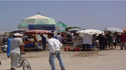 ضريح”للا عائشة البحرية” بين الأمس واليوم.. النصب والشعودة والإستغلال العشوائي أمام أعين السلطة !!