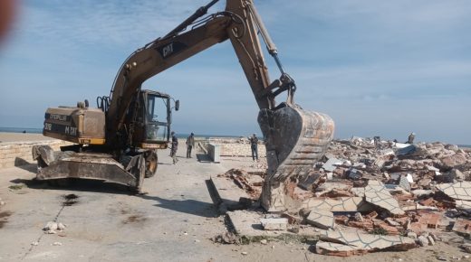 انتهاء السلطات المحلية من تحرير الملك العام البحري بمرتيل في وقت قياسي