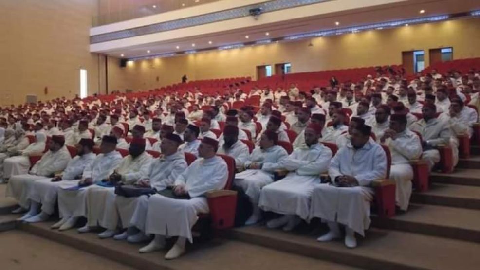 وصول وفد من الأئمة والمرشدات لتأطير الجالية المغربية بإسبانيا خلال رمضان