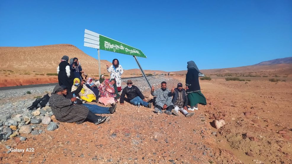 تالسينت ..إغماءات في صفوف متظاهرين ذهبوا في مسيرة على الأقدام احتجاجا على الترامي الذي طال أراضيهم والتزوير