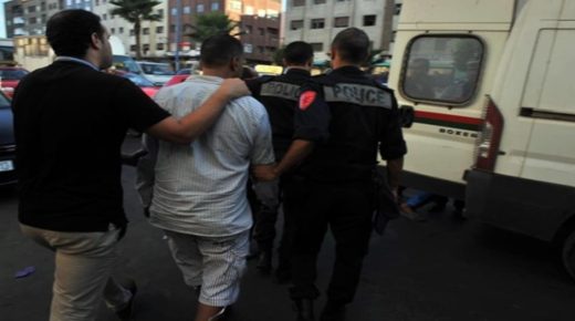 اعتقال أربعيني بتهمة استخدام رخصة قيادة مزورة