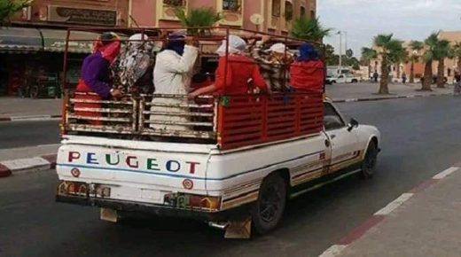 اشتوكة ايت باها ..انقلاب سيارة لنقل العمال الزراعيين بطريق مطار المسيرة يخلف إصابة سبعة عمال