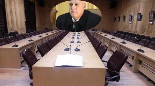 وجدة:  تحالف المعارضة مع بعض نواب الرئيس يوجه صفعة لرئيس جماعة وجدة في دورة ماي