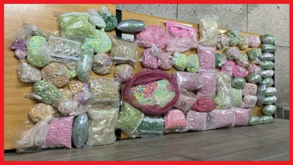 الدار البيضاء..فرقة مكافحة العصابات تُجهض عملية تهريب وترويج شحنة مهمة من المؤثرات العقلية