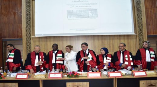 القاضي و المستشار عبد العالي الدليمي ينال شهادة الدكتوراه بميزة مشرف جدا في القانون الخاص