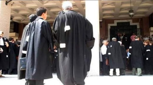 نادي المحامين بالمغرب .. مشروع قانون المسطرة المدنية يشرعن ولوج السماسرة للمحاكم ويصادر حق المواطنين في التقاضي!