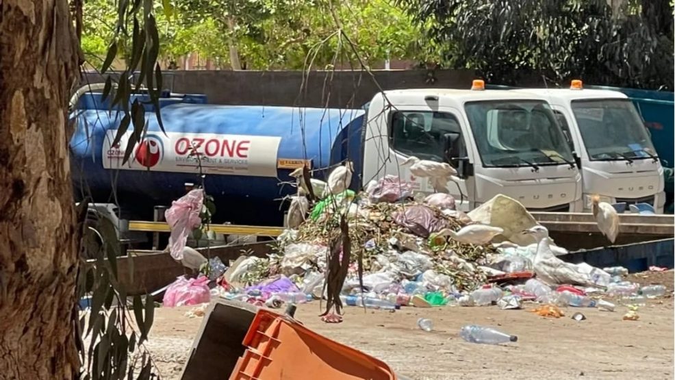 السعيدية .. تحويل مخيم إلى مطرح للنفايات يثير غضب الساكنة المجاورة