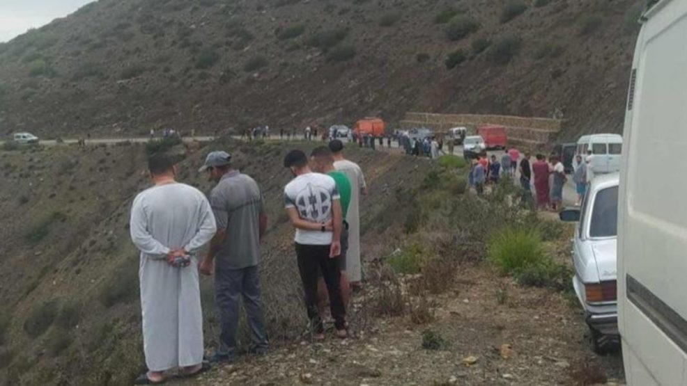 إقليم شفشاون.. مصرع 4 أشخاص في حادث سير ونجاة طفلة