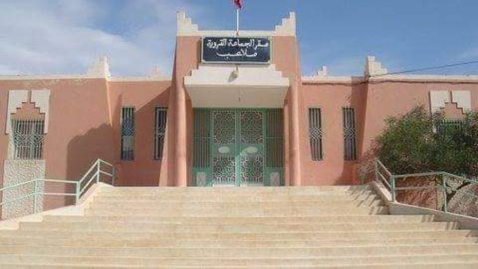 جماعة ملعب اقليم الراشدية .. إحتجاجات نساء وتلاميذ بسبب حرمانهم من النقل المدرسي