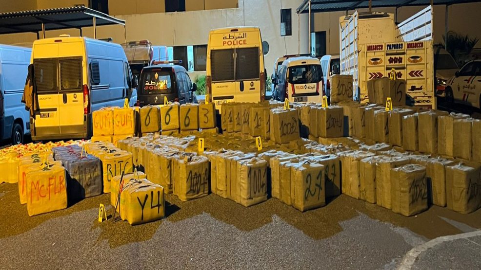 اسفي ..اجهاض عملية للتهريب الدولي ل8 اطنان و112 كلغ من مخدر الشيرا عبر الميناء البحري