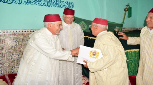 لجنة ملكية تشرف على تسليم الهبة الملكية تخليدا لذكرى وفاة الملك الراحل الحسن الثاني