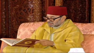 الملك محمد السادس يترأس حفلاً دينياً إحياءًا للذكرى 26 لوفاة الملك الحسن الثاني
