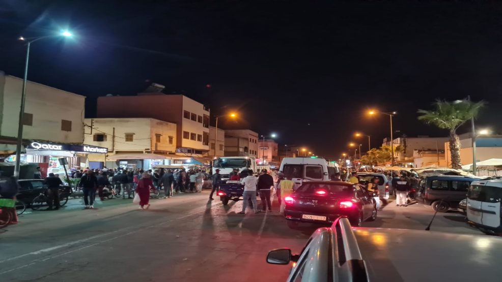 سيدي بنور.. تحرير الملك العمومي بشارع محمد الخامس تحت إشراف باشا المدينة بالنيابة