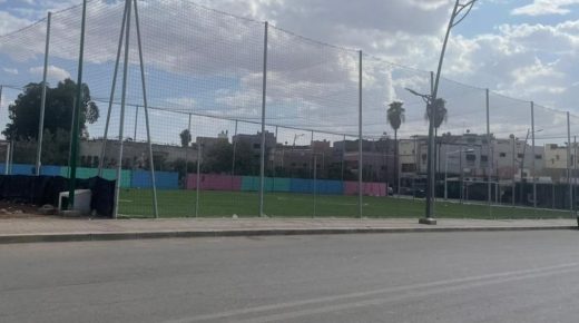 سيدي بنور ..ملعبان للقرب ” إنجاز يواجه تحديات الإغلاق بعد الإصلاح”