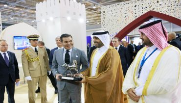 صاحب السمو الملكي الأمير مولاي رشيد يزور جناح النادي بحضور المهندي والعطية افتتاح معرض الفرس بمشاركة نادي قطر للسباق والفروسية