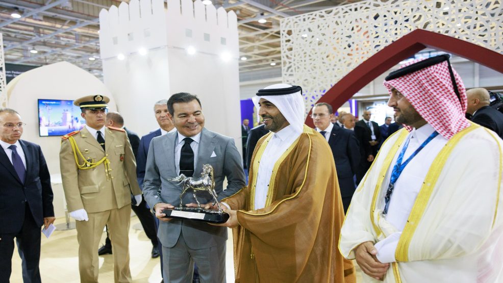 صاحب السمو الملكي الأمير مولاي رشيد يزور جناح النادي بحضور المهندي والعطية افتتاح معرض الفرس بمشاركة نادي قطر للسباق والفروسية
