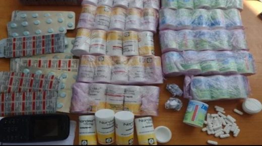 وجدة .. اعتقال ومتابعة صيدلي ضمن شبكة لترويج الأقراص المخدرة