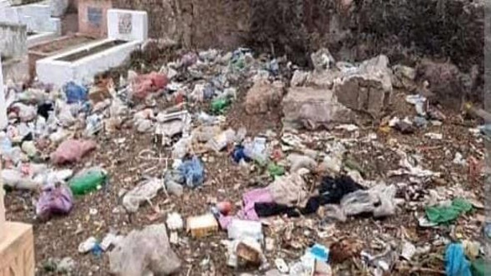 سيدي علي بنحمدوش اقليم الجديدة.. مقبرة سيدي فارس هل اصبحت ملاذا لهواة القنص و انتهاك حرمة الأموات ؟”