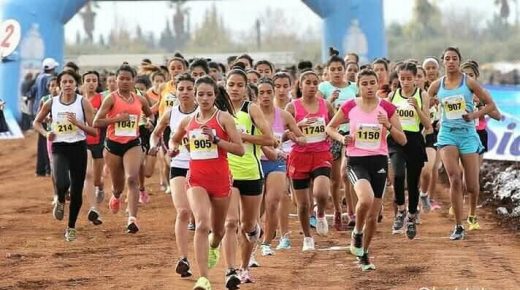 الملتقى الفيدرالي الأول لألعاب القوى في مدينة ابن أحمد: تنظيم ومنافسة