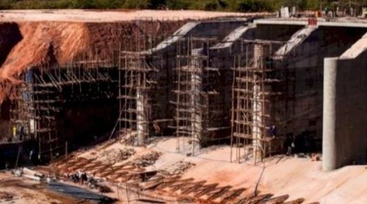 المغرب يخطط لبناء 8 سدود لمواجهة ندرة الموارد المائية