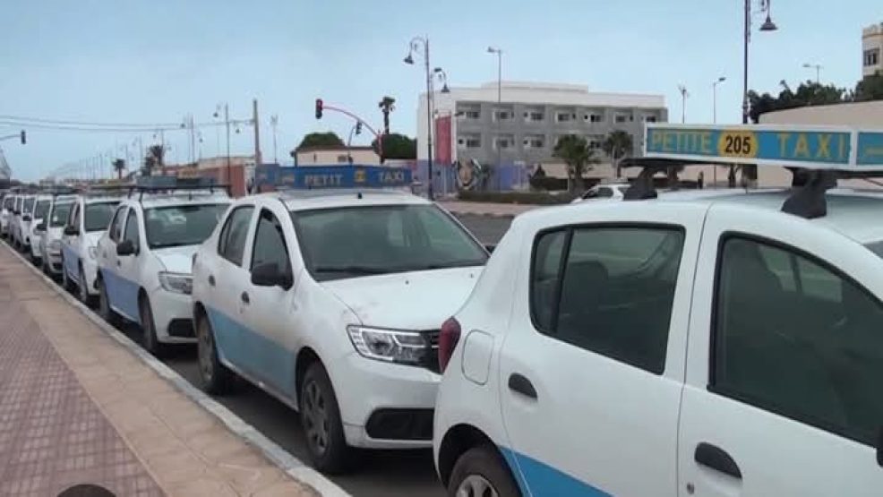مدينة الداخلة تحت حصار ازمة النقل الحضري ! فمن يتدخل لفكه !!