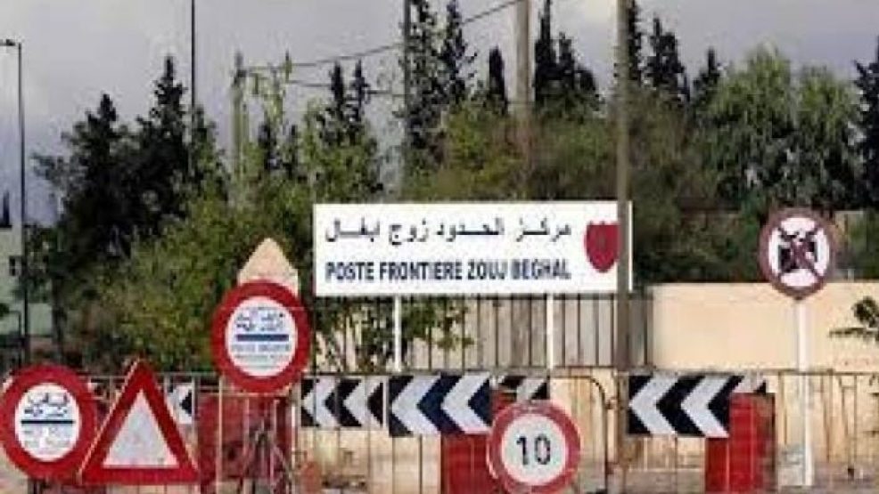 الجزائر تفرج عن 36 شابا مغربيا كانوا محتجزين في سجونها