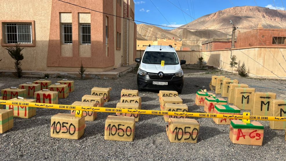 ميدلت..الدرك الملكي يحبط عملية تهريب مخدرات على الحدود الشرقية ويوقف مروجًا