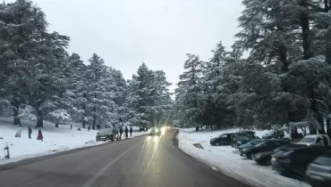 طقس اليوم الجمعة.. أمطار رعدية بعدة مناطق وثلوج فوق 1300م ورياح قوية والبحر هائج إلى قوي