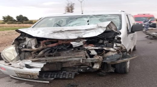 اليوسفية ..حادثة سير مميتة بين سيارة اجرة ودراجة نارية