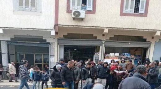 حادثة سير بحي القدس الأول بتازة .. إصابة فتاة في اصطدام بسيارة