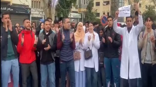 طلبة المدرسة العليا للأساتذة بفاس : معاناة مستمرة وتأخر في صرف التعويضات