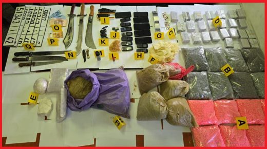 وزان .. حجز 94 ألفا و728 قرصا مخدرا وثلاثة كلغ من الكوكايين، وتوقيف شخصين يشتبه في ارتباطهما بشبكة إجرامية