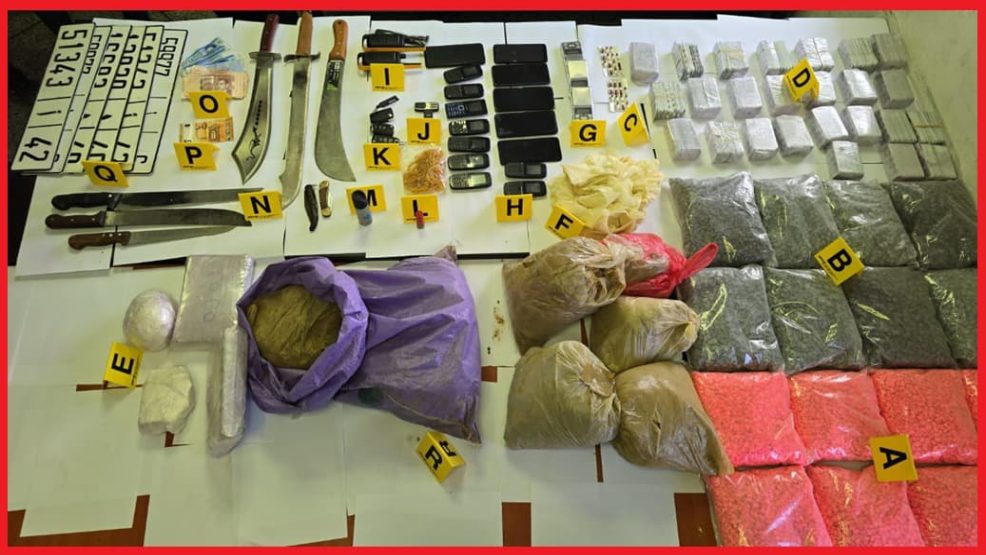 وزان .. حجز 94 ألفا و728 قرصا مخدرا وثلاثة كلغ من الكوكايين، وتوقيف شخصين يشتبه في ارتباطهما بشبكة إجرامية