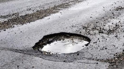 نداء مستعجل إلى المسؤولين: طريق تازة – بني لنث – أحد امسيلة في حالة كارثية!