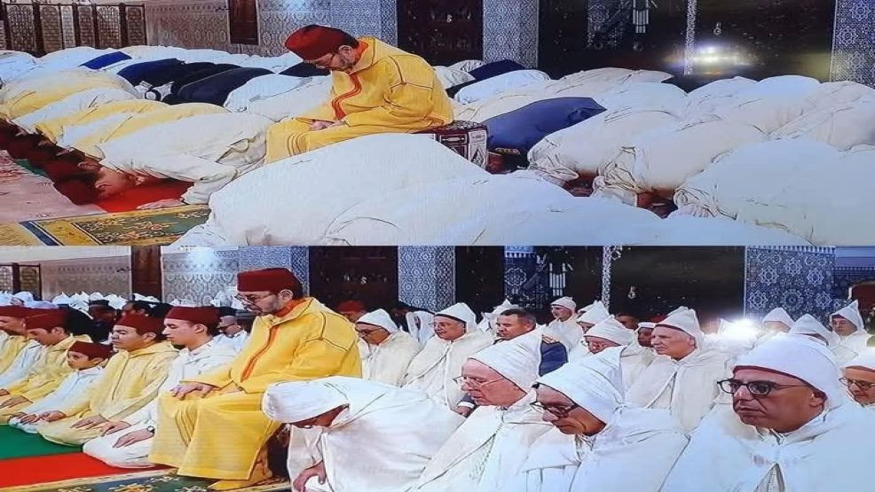 جلالة الملك يؤدي صلاة التراويح في ليلة القدر وسط أجواء روحانية