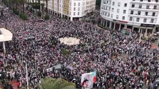 الرباط ..الشعب المغربي في مسيرة مليونية تظامنا مع الفلسطينيين ورفضا لاي تطبيع