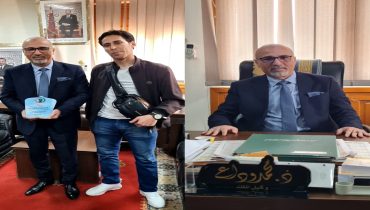 سيدي بنور.. لقاء تواصلي بين وكيل الملك بالمحكمة الإبتدائية والمراسلين المحليين لتعزيز الانفتاح على الجسم الصحفي