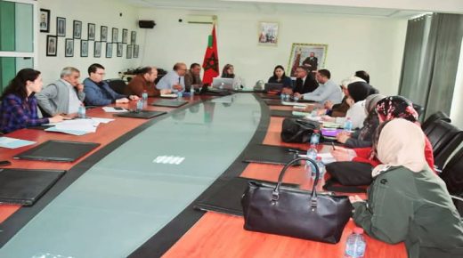 المديرية الإقليمية بتازة تنظم لقاء تواصلياً حول اضطرابات التعلم الخاصة: استراتيجية الرصد والدمج المدرسي