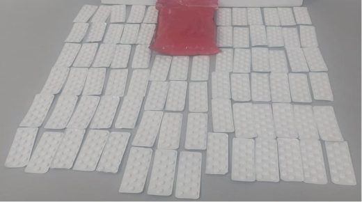 توقيف شخصين بالناظور بحوزتهما 1170 قرصا مخدرا قادمة من مليلية