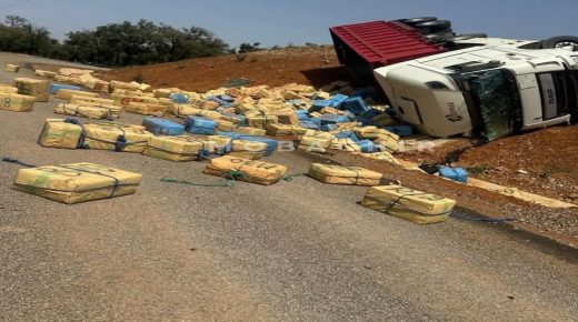 انقلاب شاحنة كبيرة بمنعرج العرجات يفضح عملية تهريب ضواحي سلا