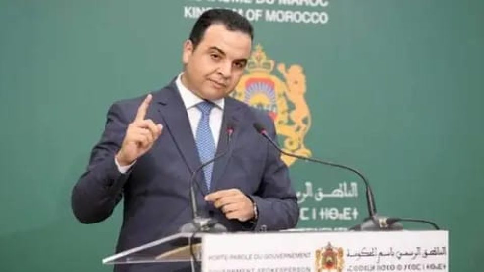 بايتاس يتجاهل صلاحيات الملك الدستورية: زلة لسان أم جهل بالدستور؟