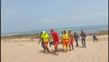 العثور على جثة شاب وسط الصخور بشاطئ المهارزة الساحل في ظروف غامضة