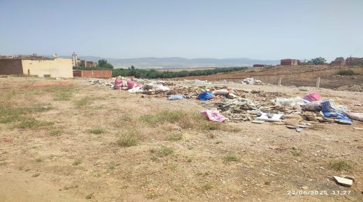 ويسلان مكناس .. كارثة بيئية بسبب رمي مخلفات البناء