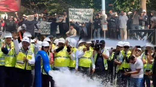 الماء المحلى يصل إلى خريبكة.. ودواوير مجاورة لمحطة التحلية بلا قطرة ماء!