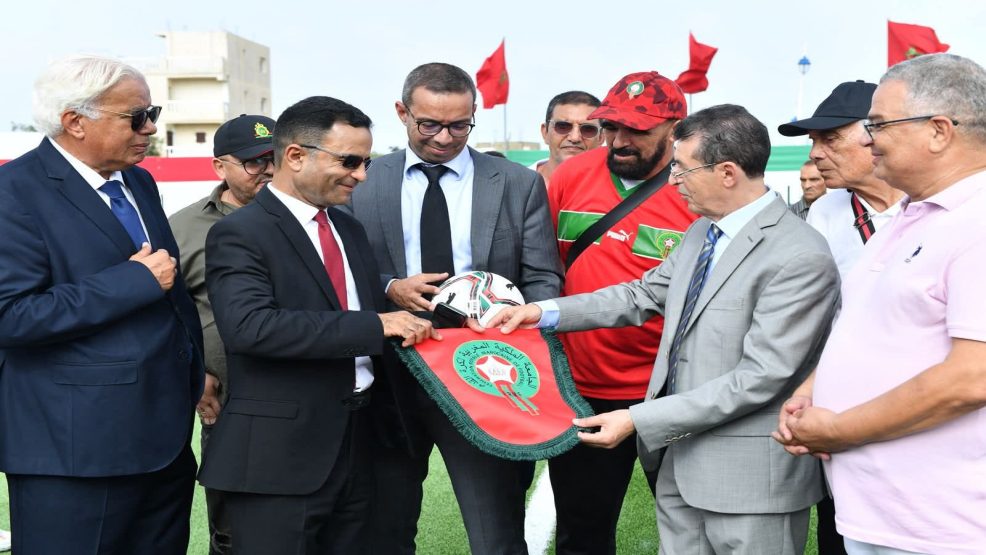 الجامعة الملكية المغربية لكرة القدم تُشرف على افتتاح ملعب الرميلات بمرتيل بعد تجهيزه بعشب اصطناعي حديث