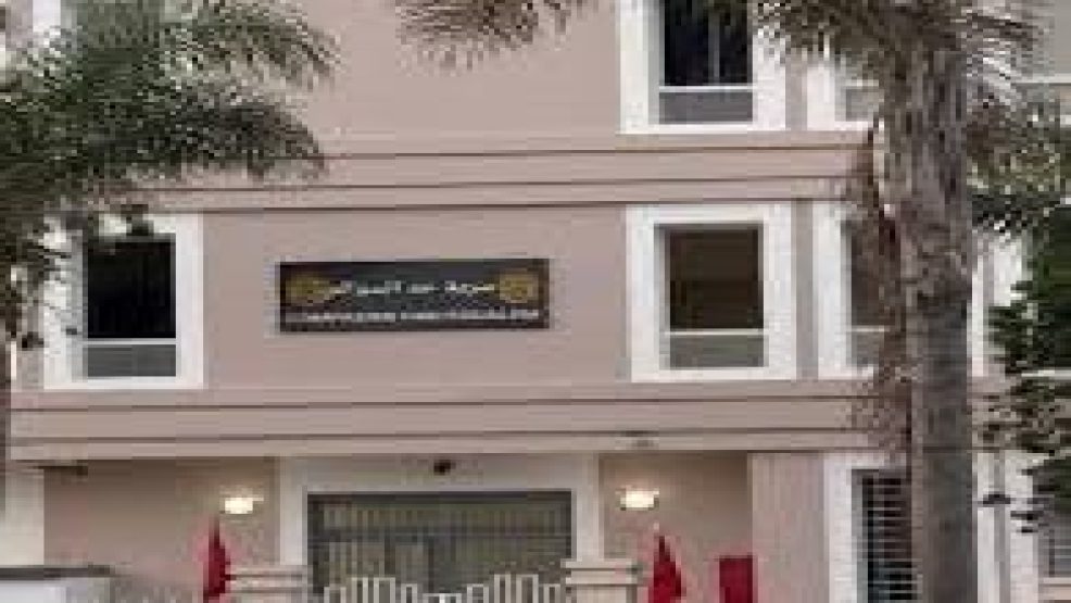 الدرك الملكي يداهم مستودعاً سرياً للمشروبات الكحولية والمخدرات بسيدي رحال الشاطئ
