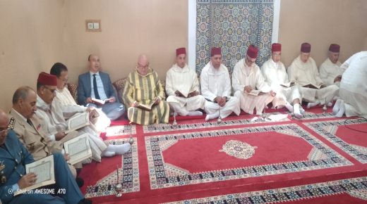 الحاجب الملكي يحل بضريح سيدي عزيز بمدينة تازة