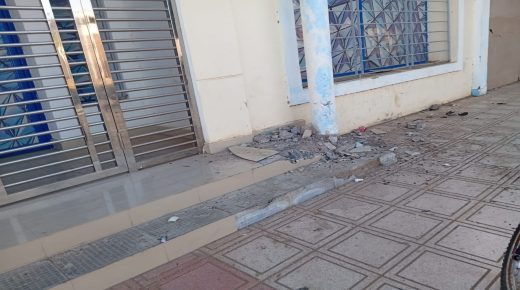 الزمامرة ..اصطدام سيارة بعمود كهربائي و بجدار مصلحة الحالة  المدنية ملحقة عدة اضرار جسيمة